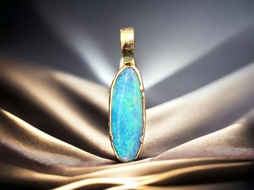 LeoLars-PABE Opal Anhänger mit Lightning Ridge Semi Chrystal Opal aus 585er Gelbgold, Opal - grün-blaues Opalfeuer 19,8x6,6mm, Dot Design Fassung, Unikat, Handarbeit