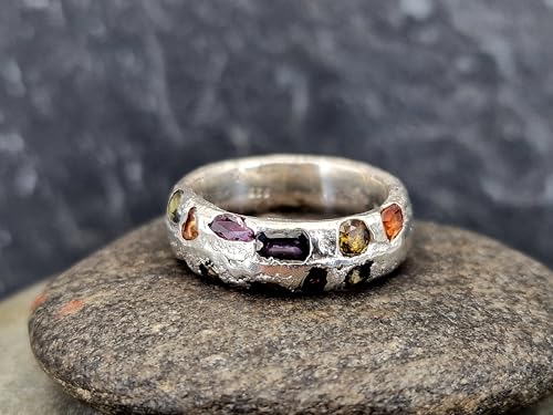 Design Sandguss Chaos Ring aus 925er Silber, mit echten eingegossenen Saphiren in verschiedenen Farben und Formen, Gr. 56 (18), typische Sandguss Oberflächen Struktur, Nr.144, Unikat, Handarbeit