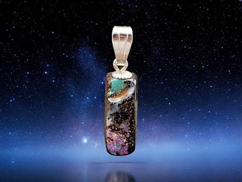 Herrlicher Boulder Opal Anhänger mit 925er Silber Stiftöse, oben grünes Opalfeuer Pinfir, unten mehrfaerbiges Opalfeuer Pinfire, Anhängermaße: 19,7mm x 6,8mm x 6,3mm, Unikat, Handgeschliffen
