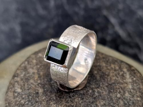 LeoLars-PABE Dunkelgrüner Turmalin Design Ring aus 925er Silber mit angeschmolzener Oberflächen Struktur, Gr. 58 (18,5), Unikat, Handarbeit