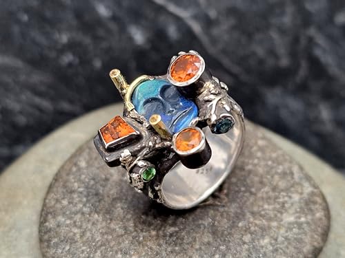 LeoLars-PABE Außergewöhnlicher Opal Edelstein Design Ring aus 925er Silber Größe 56 (18) mit schwarzem gecarvten Opal als Maske, mit verschiedenen Edelsteinen, Unikat, Handarbeit
