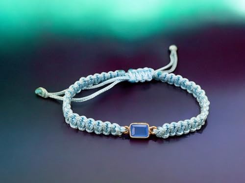 LeoLars-PABE Babyblaues Makramee Armband mit Chalzedon in einer 925er Silber Brillenfassung, Umfang von 16-22cm, Unikat, Handarbeit
