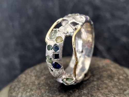 LeoLars-PABE Chaos Sandguss Design Ring aus 925er Silber, Unisex, mit Golddraht Elementen und echten eingegossenen blauen und grünen Saphiren, Größe: 64-65 (20,5), Unikat, Handarbeit