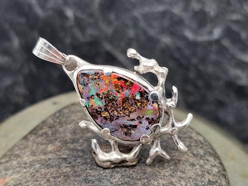 LeoLars-PABE Boulder Opal Anhänger im Korallen Design aus 925er Silber, herrlicher Opal mit mehrfarbigem (viel rot) intensivem Opalfeuer, Anhängermaße: 32,4mm x 25mm x 4,3mm, Unikat, Handarbeit