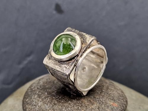 LeoLars-PABE Peridot Design Ring, Gr. 60-61 (19,2), aus 925er Silber, außen eckig innen rund, geschmiedet, teilgeschwärzt, Unikat, Handarbeit
