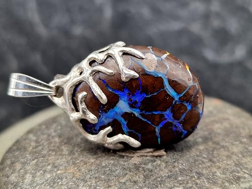 LeoLars-PABE Beideitiger Tribal Design Anhänger mit Boulder Opal aus 925er Silber, Opal mit Opalblitzen in kräftig blau, Unikat, Handarbeit Anhängermaße: 27mm x 18,2mm x 9mm