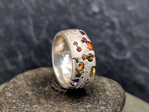 LeoLars-PABE Bunter Sandguss Chaos Design Ring, Nr.132, Größe 53(17), aus 925er Silber mit echten eingegossenen Saphiren, massiv, Sandguss Oberflächen Struktur, Handarbeit, Unikat