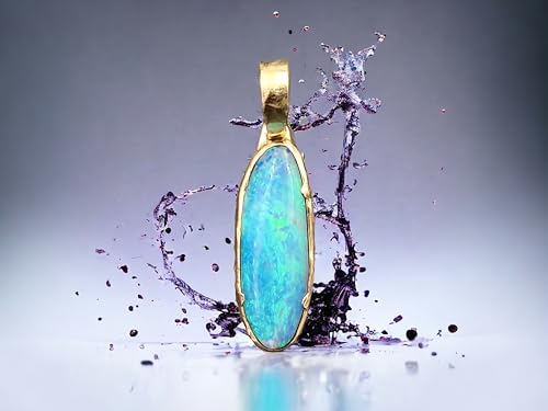 LeoLars-PABE Opal Anhänger mit Lightning Ridge Semi Chrystal Opal aus 585er Gelbgold, Opal - grün-blaues Opalfeuer 19,8x6,6mm, Dot Design Fassung, Unikat, Handarbeit