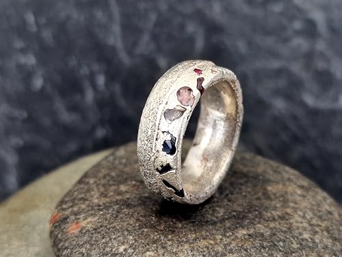 LeoLars-PABE Chaos Design Sandguss Ring aus 925er Silber, Gr.56 (18), mit eingegossenen zur Jeans passenden echten Saphiren, Sandguss typische Oberflächen Struktur, Nr.143, Unikat, Handarbeit