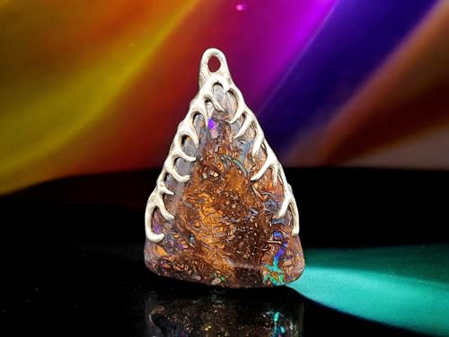 LeoLars-PABE Tribal Design Boulder Opal Anhänger aus 925er Silber mit herrlichem Muster und Opalfeuer in grün-lila-blau, Unikat, liebevolle Handarbeit