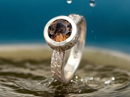 LeoLars-PABE Rauchquarz Design Ring aus 925er Silber, mit einer geprägten Ringschiene und Zargenfassung in Größe 54-55 (17,5), Unikat, liebevolle Handarbeit
