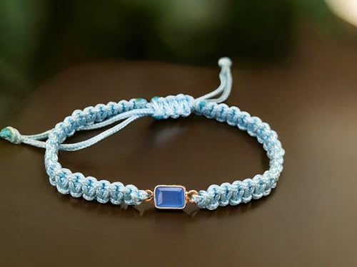 LeoLars-PABE Babyblaues Makramee Armband mit Chalzedon in einer 925er Silber Brillenfassung, Umfang von 16-22cm, Unikat, Handarbeit