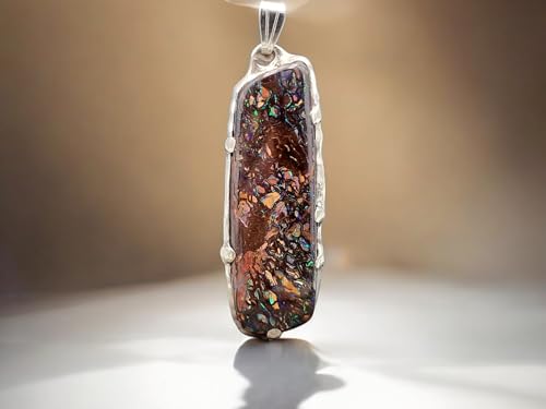 LeoLars-PABE Design Anhänger mit Boulder Opal, offene Käfigfassung aus 925er Silber, Opal mit tollem Muster und Opalfeuer in grün und blau, Unikat, Handarbeit, Anhängermaße: 45,4mm x 15,3mm x7,7mm