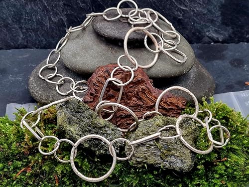 LeoLars-PABE handgeschmiedete Kette aus 925er Silber mit großen und kleinen Gliedern, 70cm lang, ohne Verschluss geschlossen, Unikat, Handarbeit, Maße: 700mm x 30mm x 2mm