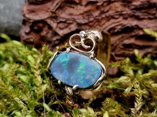 LeoLars-PABE Dark based Lightning Ridge Opal Design Ring, Gr.60 (19,2) aus 585er Gelbgold mit Diamant als Akzentstein, hochwertiger Multicolor Opal, Unikat, Handarbeit