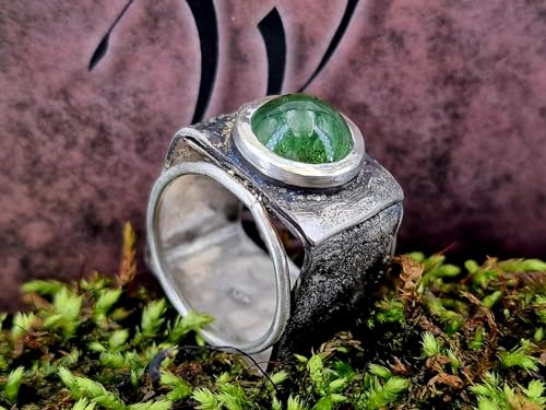 LeoLars-PABE Peridot Design Ring, Gr. 60-61 (19,2), aus 925er Silber, außen eckig innen rund, geschmiedet, teilgeschwärzt, Unikat, Handarbeit