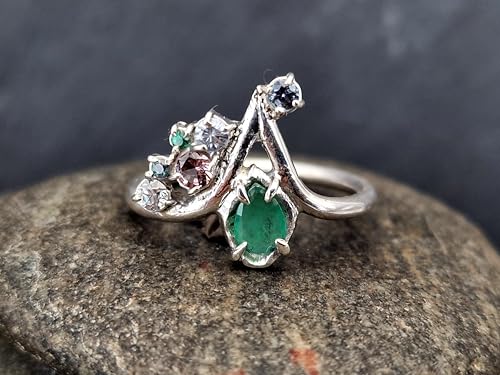 LeoLars-PABE Edelstein Prinzessinen Design Ring, Größe 60 (19,2) aus 925er Silber mit Smaragd Tropfen, Bergkristall, Granat und Kornerrupien, verspielt, Unikat, Handarbeit
