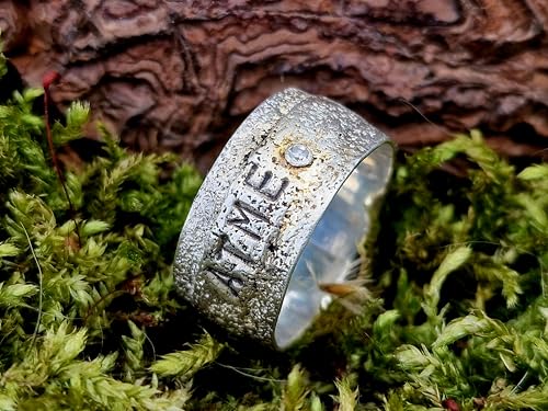 LeoLars-PABE Sprüche Ring Atme aus 925er Silber, Gr. 63 (20), mit Struktur und Diamant in Zargenfassung, Unikat, Unisex, Handarbeit