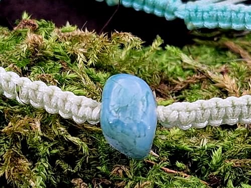 LeoLars-PABE Grünliches Vintage Makramee Armband mit Moosachat Trommelstein, Umfang von 15-20cm, Unikat, Handarbeit
