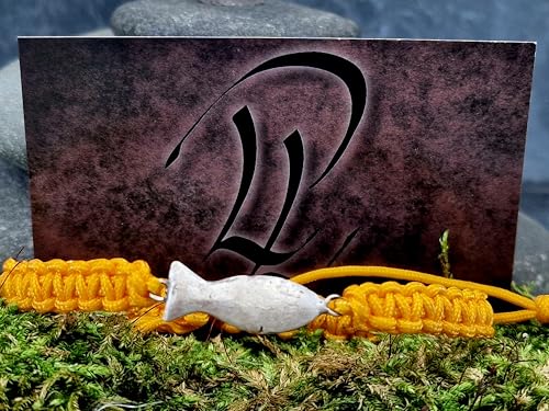 LeoLars-PABE Dunkelgelbes Makramee Armband mit Sandguss Schlickfisch aus 925er Silber, Umfang von 18-22cm, Unikat, Handarbeit