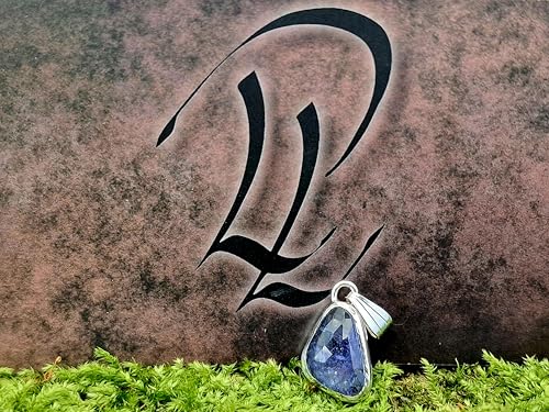 LeoLars-PABE Tansanit Anhänger aus 925ere Silber, Tansanit im Rosenschliff und in Zargenfassung mit typischer Tansanit Farbe, Handarbeit, Unikat