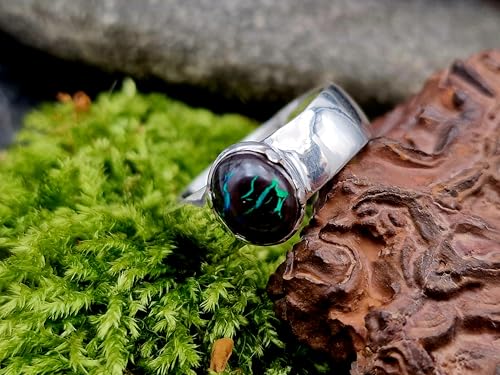 LeoLars-PABE Boulder Matrix Opal Ring, Gr. 53 (17), aus 925er Silber, schlicht, viele Opaladern mit brilliantem grünen Opalfeuer, Unikat, Handarbeit
