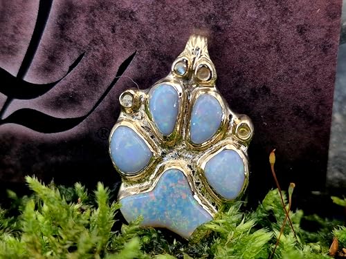 LeoLars-PABE Hunde Pfote Anhänger aus 585er Gelbgold mit herrlichen handgeschliffenen Multicolor Mintabie Opalen, Pfötchen, in Zargenfassung, Unikat, Handarbeit