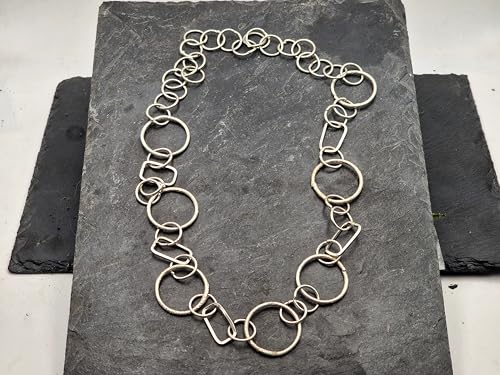 LeoLars-PABE handgeschmiedete Kette aus 925er Silber mit großen und kleinen Gliedern, 70cm lang, ohne Verschluss geschlossen, Unikat, Handarbeit, Maße: 700mm x 30mm x 2mm