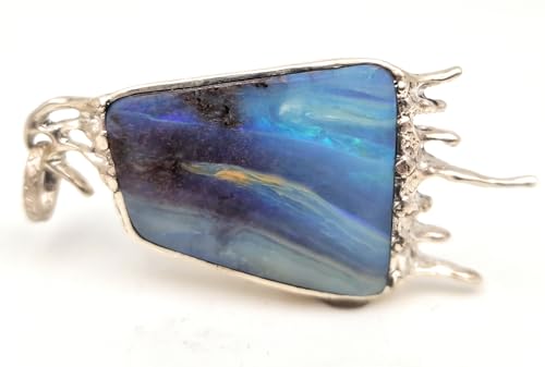 LeoLars-PABE Boulder Opal Picture Stone Design Anhänger aus 925er Silber, Flusslauf von oben mit grün-blauem Opalfeuer, Opal 28x23,9mm, Unikat, Handarbeit