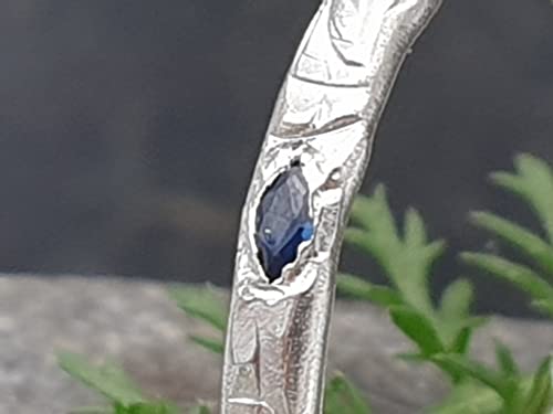 LeoLars-PABE Blauer Saphir Design Ring, Gr.49, aus 925er Silber, Navette, gehämmert, Unikat, Handarbeit