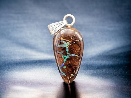 LeoLars-PABE Boulder Opal Tropfen Anhänger mit 925er Silber Stiftöse, Opal 22 x 12 x 6mm mit Opaladern mit grün-blauem Opalfeuer, Unikat, Handgeschliffen