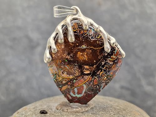 LeoLars-PABE Beidseitig tragbarer Boulder Opal Anhänger im Tropfen Design aus 925er Silber mit tollem Muster und partiellem Opalfeuer, Unikat Handarbeit