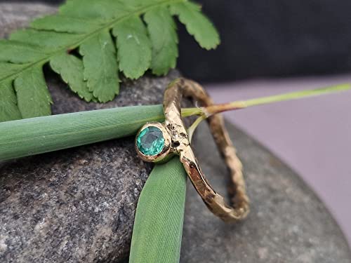 LeoLars-PABE Smaragd Design Ring, Gr.54 (17), aus 585er Gelbgold, Geschmiedet, Organisch, Dynamisch, Unikat, Handarbeit