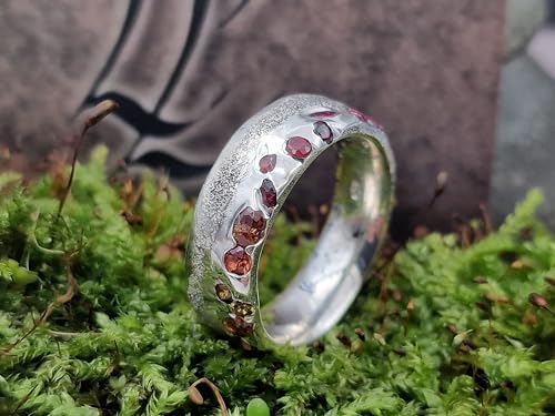 LeoLars-PABE Sandguss Design Regenbogen Ring. Gr. 66-67 (21), mit verschieden farbigen echten eingegossenen Edelsteinen aus 925er Silber, Unikat, Handarbeit