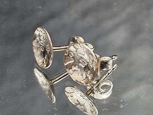Pfötchen Ohrstecker Konkav aus 925er Silber mit geprägten Pfoten, Unikat, Handarbeit
