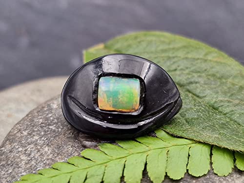 LeoLars-PABE Welo Opal Anhänger in gebohrtem Onyx mit 60 cm Lederband, Mehrfarbig, Opal 7.3mm x 5.7mm, Unikat, Handarbeit