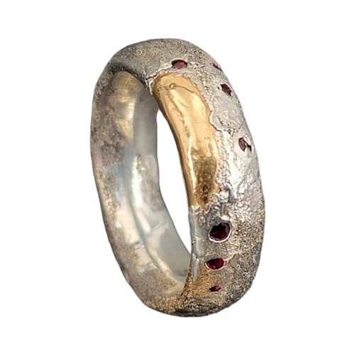 LeoLars-PABE Design Sandguss Ring mit eingegossenen Rubinen und 585er Gold Element aus 925er Silber, Gr. 61 (19,2), massiv, Sandguss typische Oberfläche, Unikat, Handarbeit