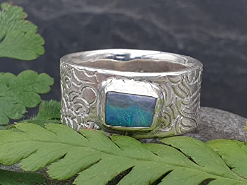 LeoLars-PABE Boulder Opal Ring, Gr.58, aus 925er Silber im Structure Design, Opal 8x6mm, Unikat, Handarbeit