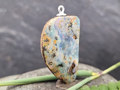 LeoLars-PABE Anhänger mit Boulder Opal und 925er Silber Stiftöse, Picture Stone, Landschaft von oben, Opal 28.3 x 17.9 x 5.6mm, Unikat, Handgeschliffen