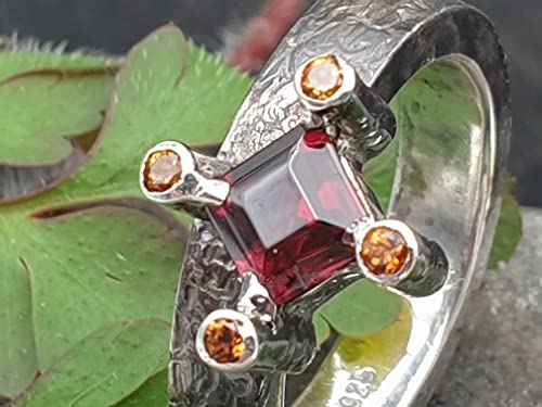 LeoLars-PABE Design Ring, Gr.54 (17.2), aus 925er Silber mit Citrinen und Granat, teilgeschwärzt, Unikat, Handarbeit