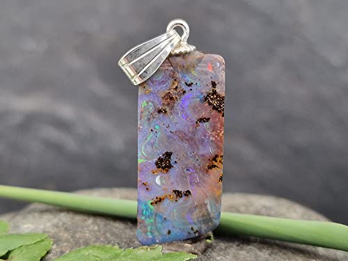 LeoLars-PABE Anhänger mit Boulder Opal und 925er Silber Stiftöse, lila-grünes Opalfeuer, Opal 22.2 x 10.2 x 5mm, Unikat, Handgeschliffen