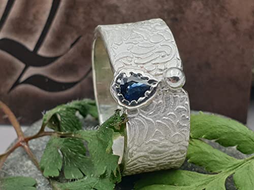 LeoLars-PABE Saphir Design Ring, Gr. 62-63, aus 925er Silber, Structure Design mit Silberperle, Unikat, Handarbeit