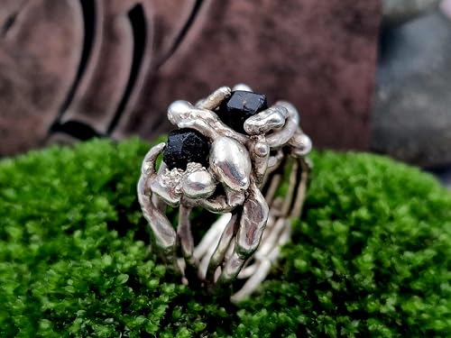 LeoLars-PABE Algen Design Ring, Gr.63 (20,2), aus 925er Silber mit zwei fast schwarzen Spinellen, eingewachcsen, organisch, natürlich, Unikat, Handarbeit