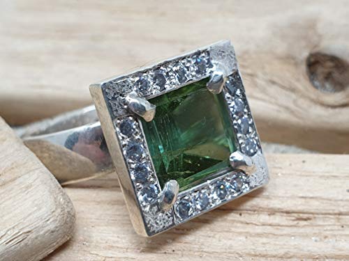 LeoLars-PABE Ring aus 925er Silber mit grünem Turmalin und 16 Zirkonias als Akzentsteine, Gr.56, Unikat