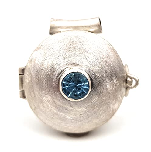 LeoLars-PABE Aquamarin Medaillon aus 925er Silber, Aquamarin im Spiegelschliff, mit Röhrchen, gebürstetes Design, Unikat, Handarbeit