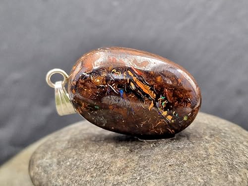 LeoLars-PABE Boulder Opal Anhänger mit 925er Silber Stiftöse, Opal 30 x 18,6 x 9,7mmmit schönem Muster und partellem Opalfeuer, Unikat, Handgeschlifffen