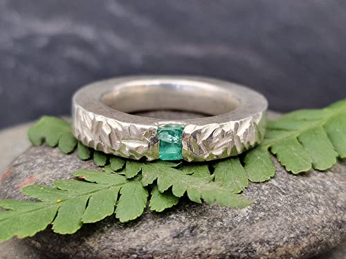 LeoLars-PABE Massiver Smaragd Design Ring, Gr. 59.5 (19), aus 925er Silber mit Structure Design, Unikat, Handarbeit