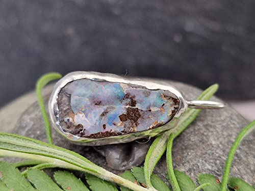 LeoLars-PABE Anhänger mit Boulder Opal in einer 925er Silber Käfig Fassung, Opal 23mm x 11.5mm, Unikat, Handarbeit, Handgeschliffen
