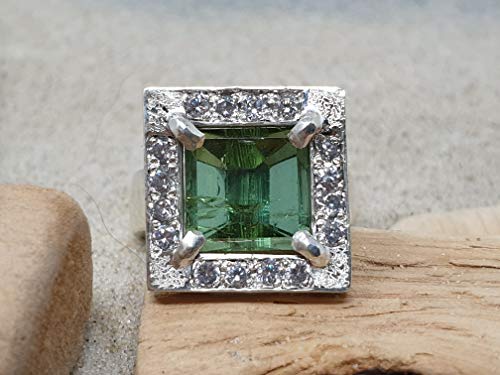 LeoLars-PABE Ring aus 925er Silber mit grünem Turmalin und 16 Zirkonias als Akzentsteine, Gr.56, Unikat