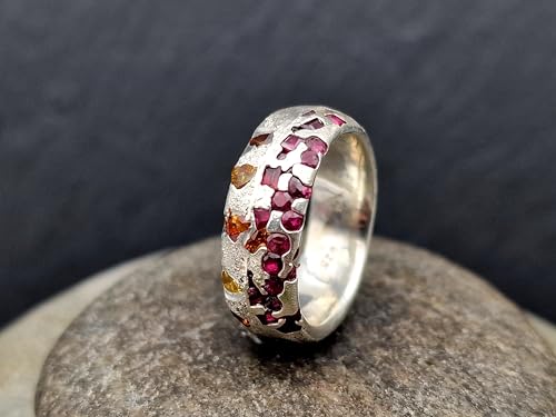 LeoLars-PABE Sandguss Design Ring, Gr. 53 (16,8), mit eingegossenen orangen und gelben Saphiren und Rubinen aus 925er Silber, Nr.63, Unikat, Handarbeit